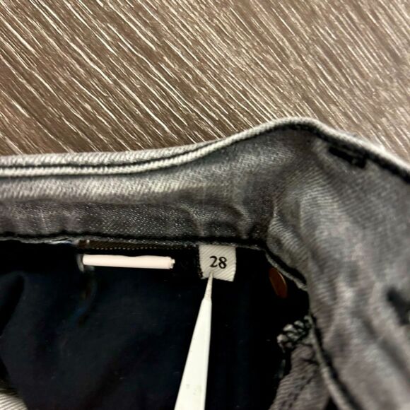 7 For All Mankind Slimmy Gray Jeans Size 28, Frayed Hem, Slim Fit - Picture 6 of 8
